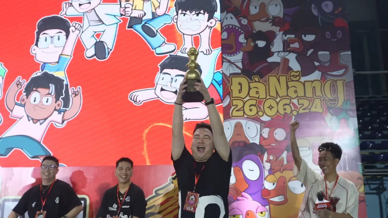 Refund Gaming Cúp Đế Refund Gaming Đà Nẵng cúp vô địch cùng đế
