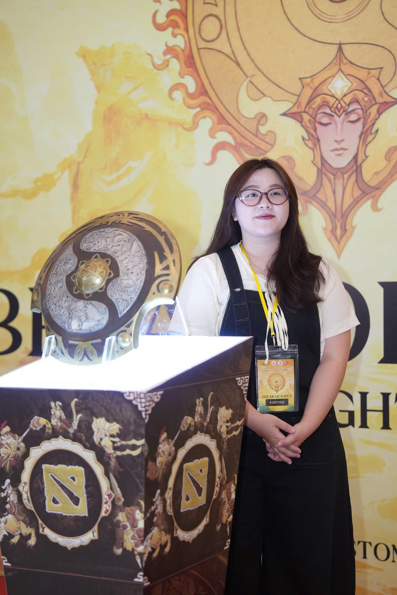 Khiên Aegis Dota 2 tỉ lệ 1:1 in 3D nhựa PETG tại Pubstorm Hà Nội hình ảnh #10 — In Mô Hình 3D